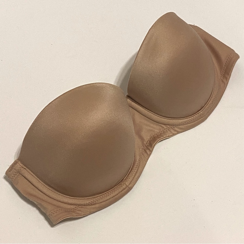 Victoria’s Secret Very sexy strapless convertible bra 34A tan push up padded